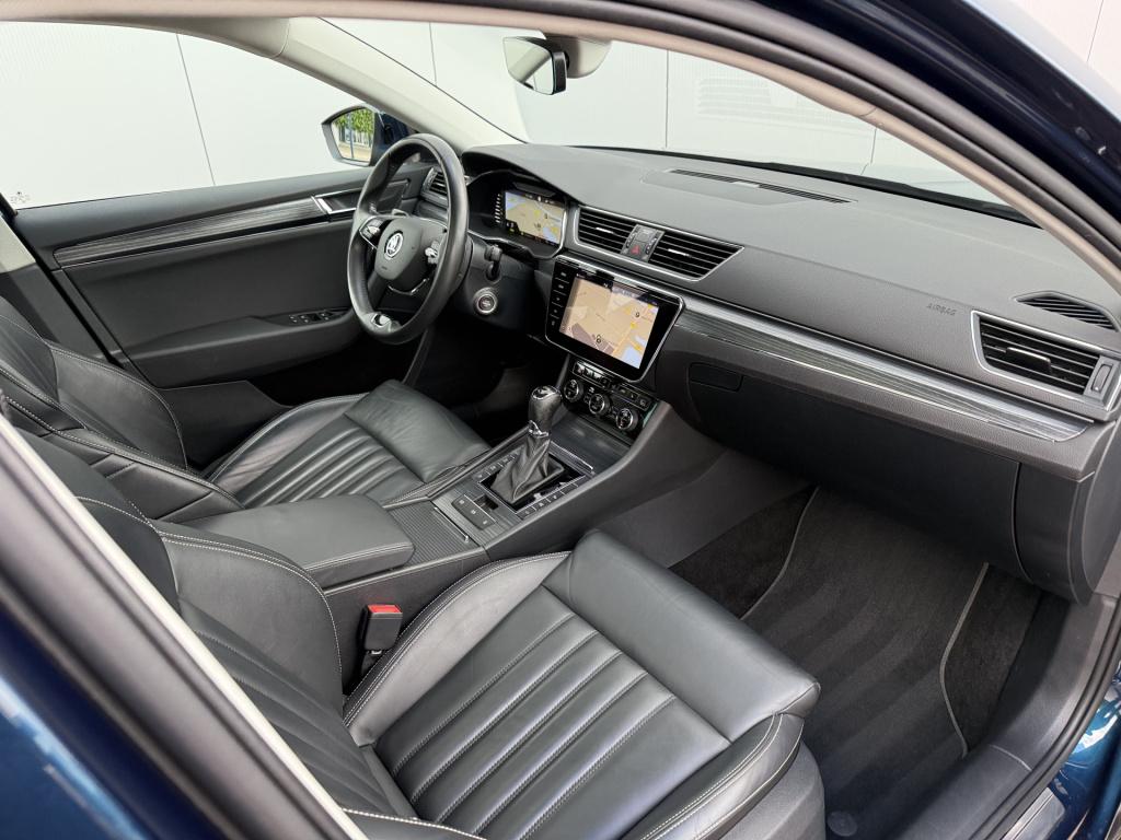 Skoda Superb combi 1.4 tsi iv 218pk lauran & klement | leder | pano dak | t