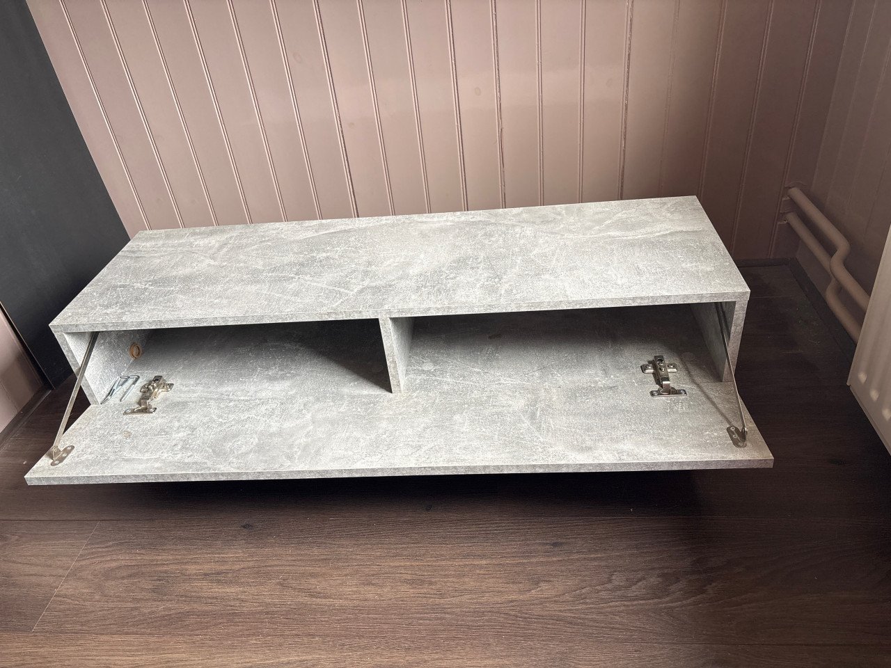 Tv meubel hangend