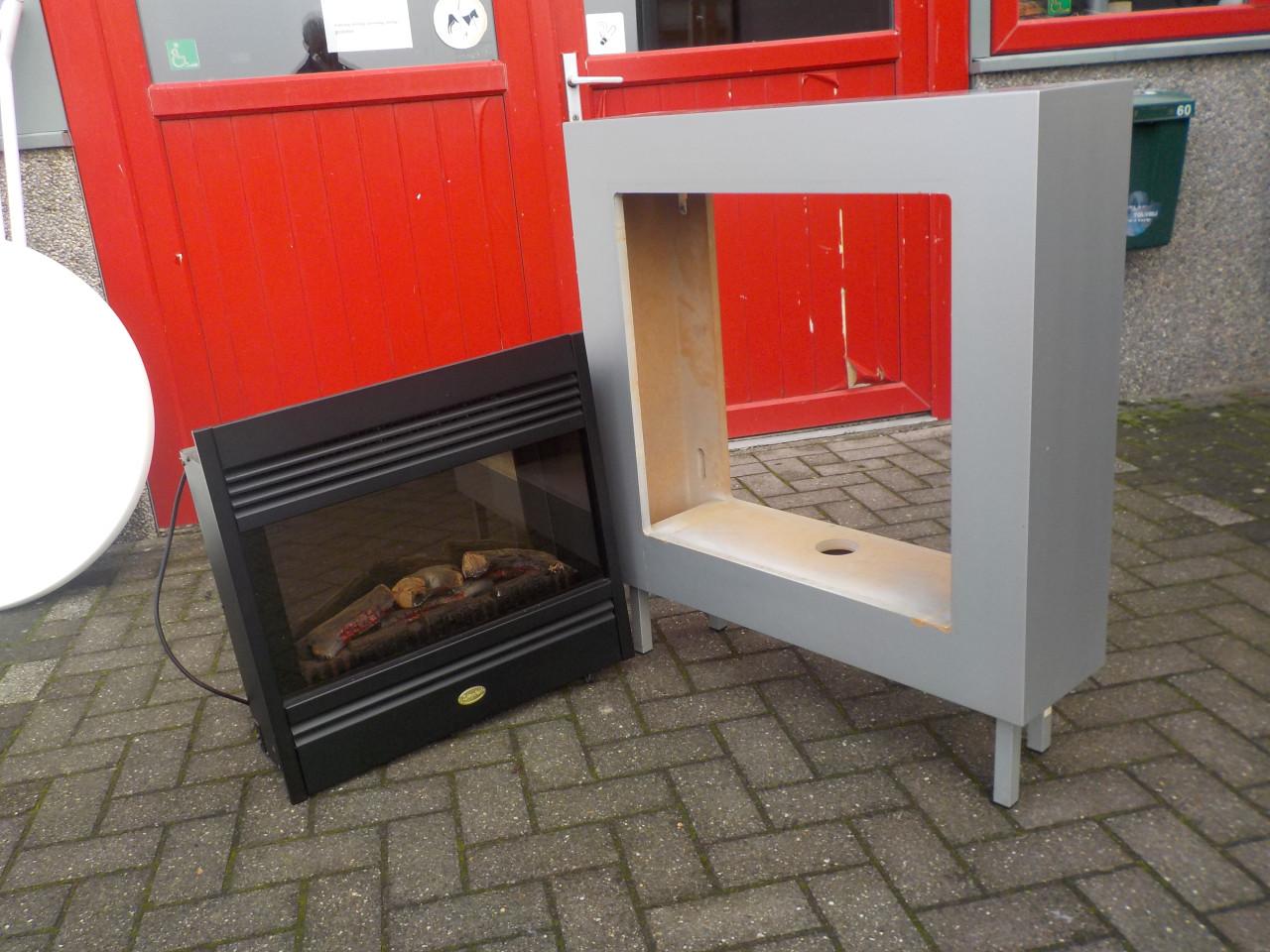 Sierhaard in zeer goede staat geeft vlammetjes en warmte