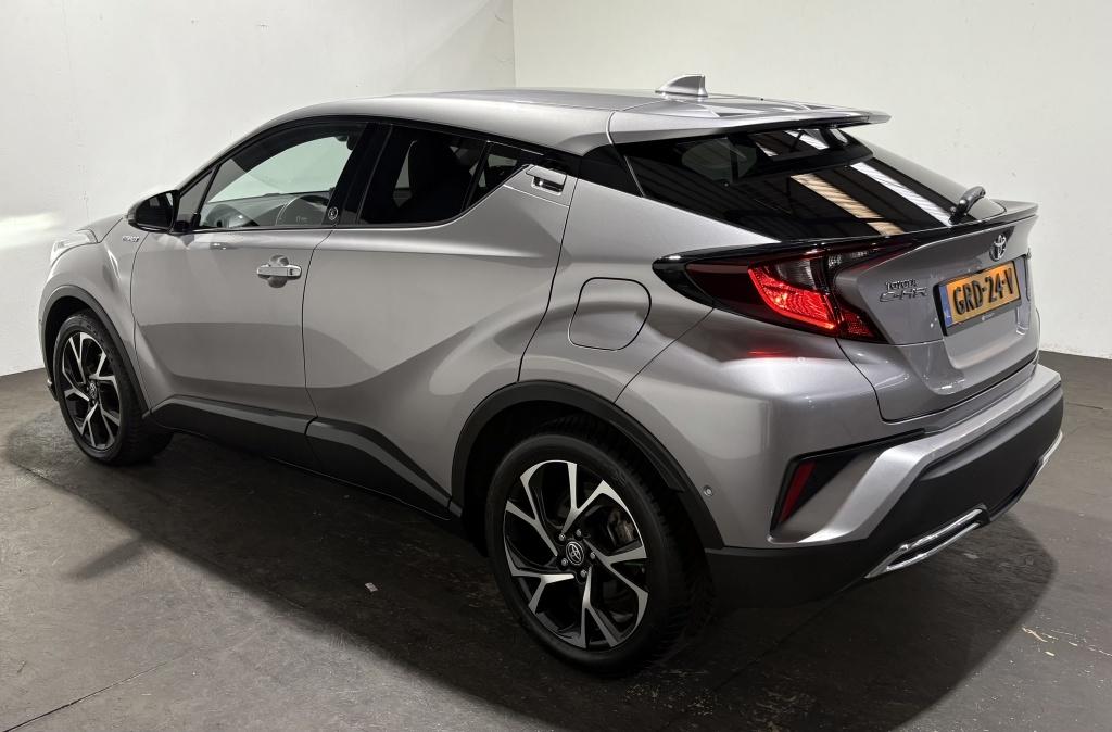 Toyota C-hr 2.0 hybrid dynamic
