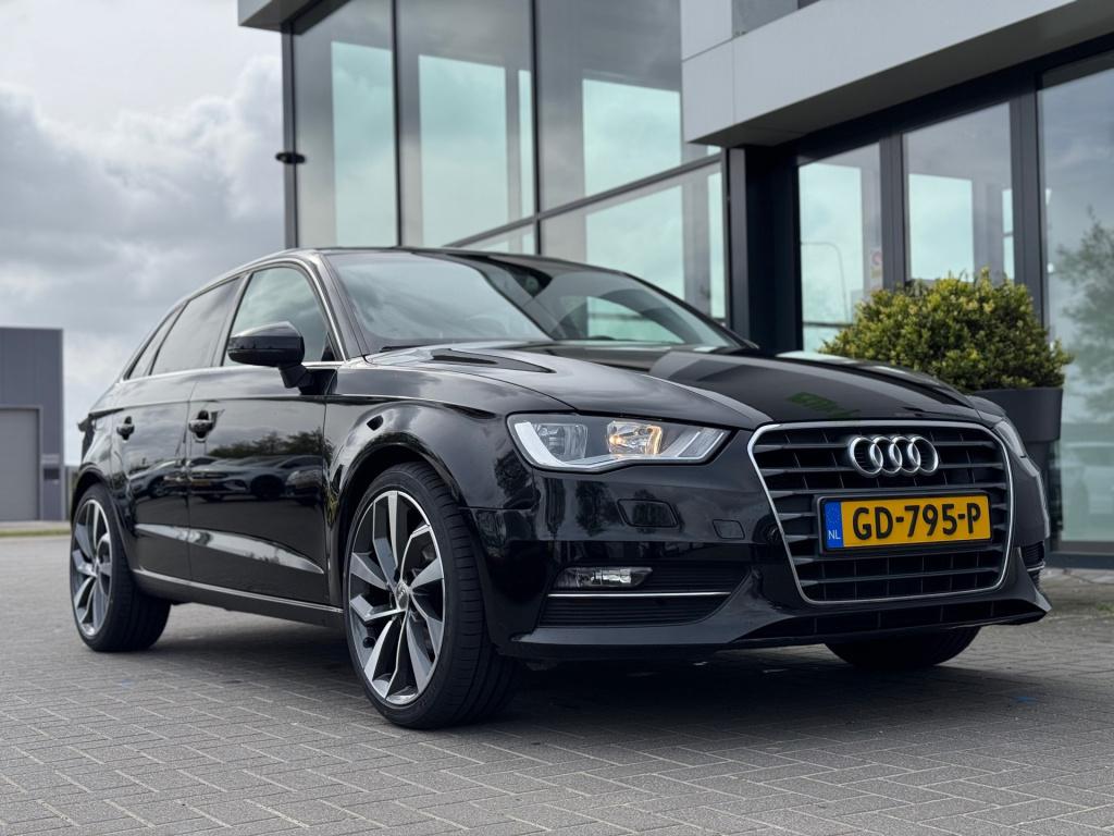 Audi A3 sportback 1.4 tfsi cod attraction pro line * cruise control * pdc *