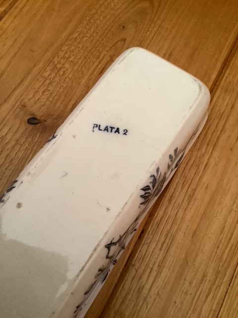 Te koop, kammen- en zeepbakje