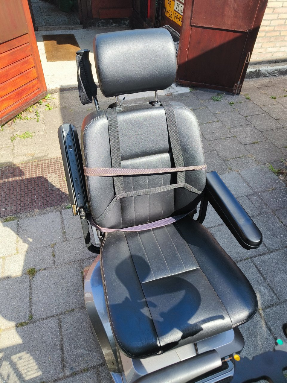 Scootmobiel sterling s700 nieuwe accu twv. €800