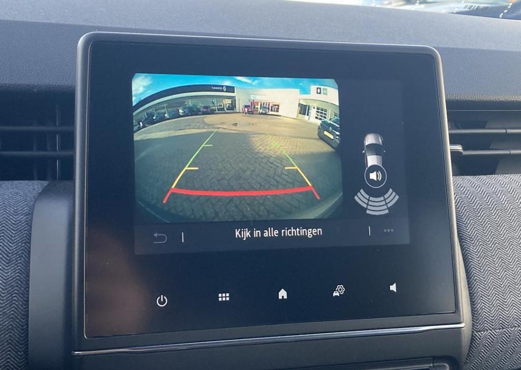 Renault Clio 1.6 e-tech full hybrid 145 techno