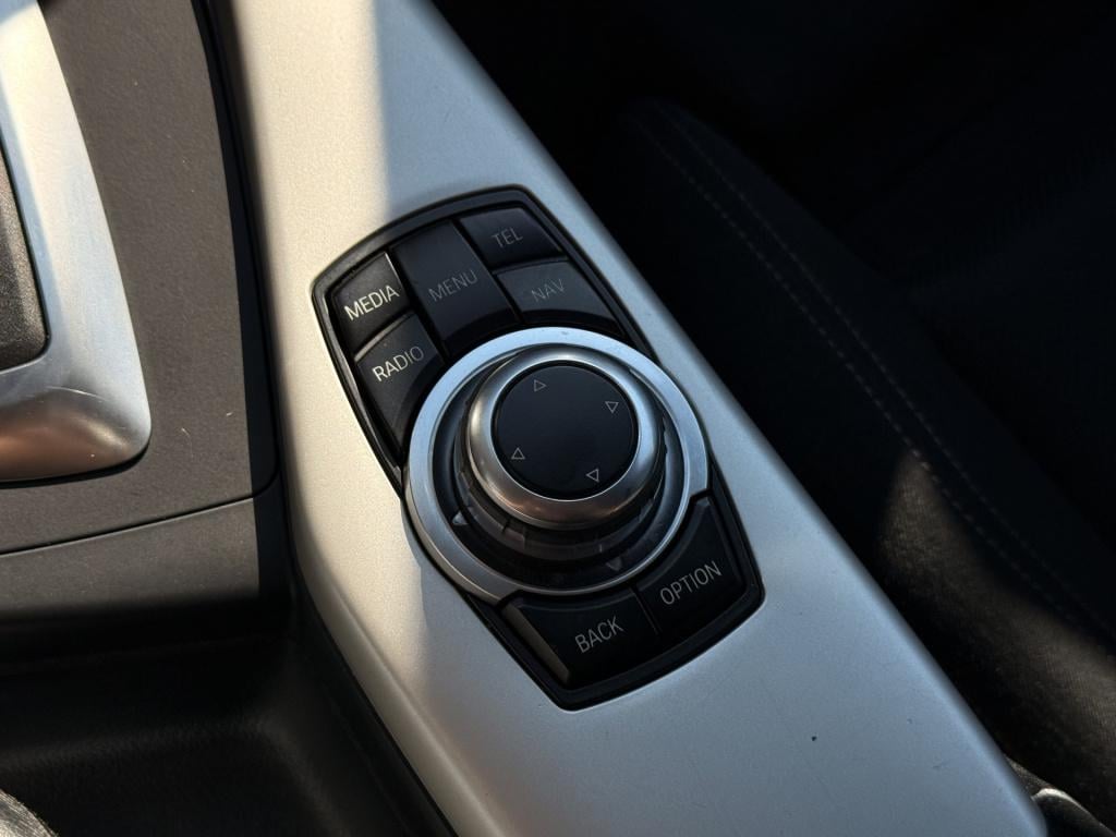 BMW 1 Serie 118i ede corporate lease essential | cruise | navi | led | 18 i