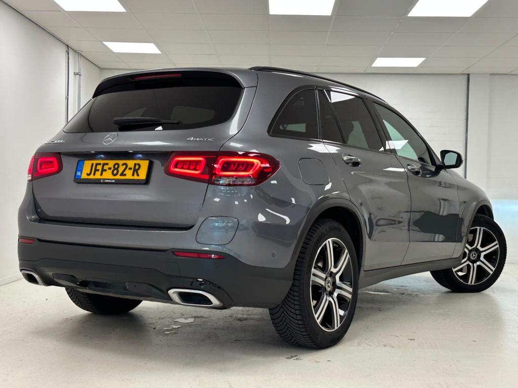 Mercedes-Benz Glc 300e 4matic luxury | luchtvering | trekhaak | panoramadak