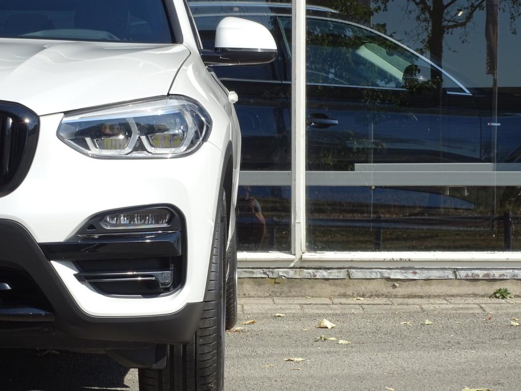 BMW X3 xdrive30e high executive