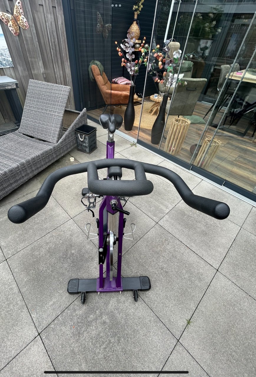 Instyle V900 Aerobike Indoor Studio Bike