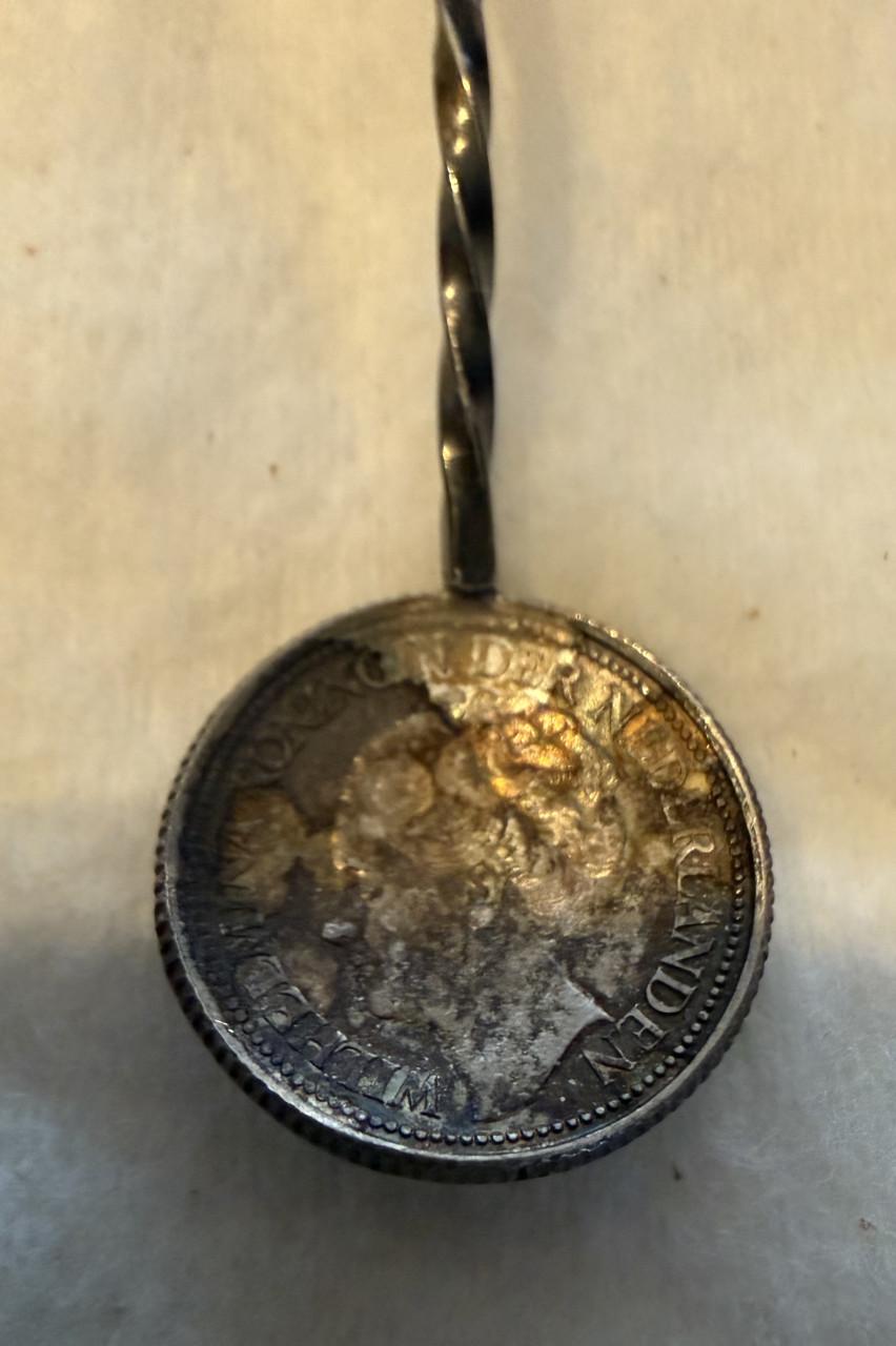 Zilveren Stil verzet lepeltje 25c 1941 10c 1937 Wilhelmina