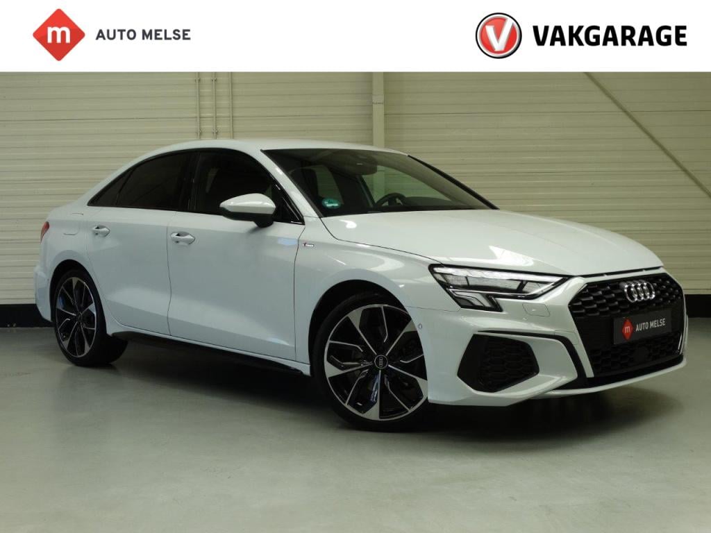 Audi A3 35 tfsi 150pk s tronic s line edition