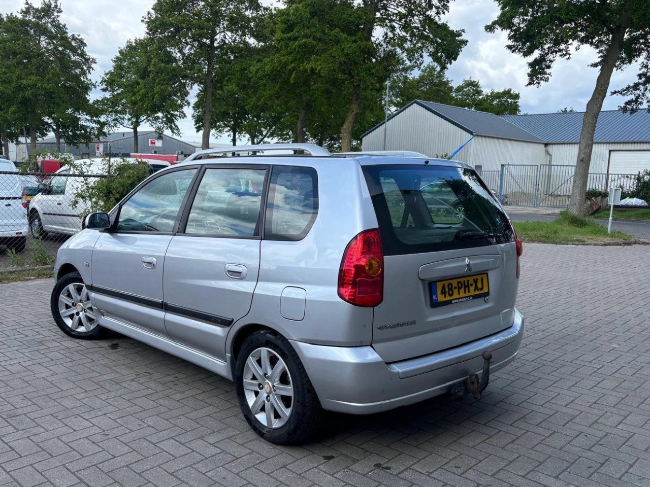 Mitsubishi Space Star 1.8 Instyle 128.205KM