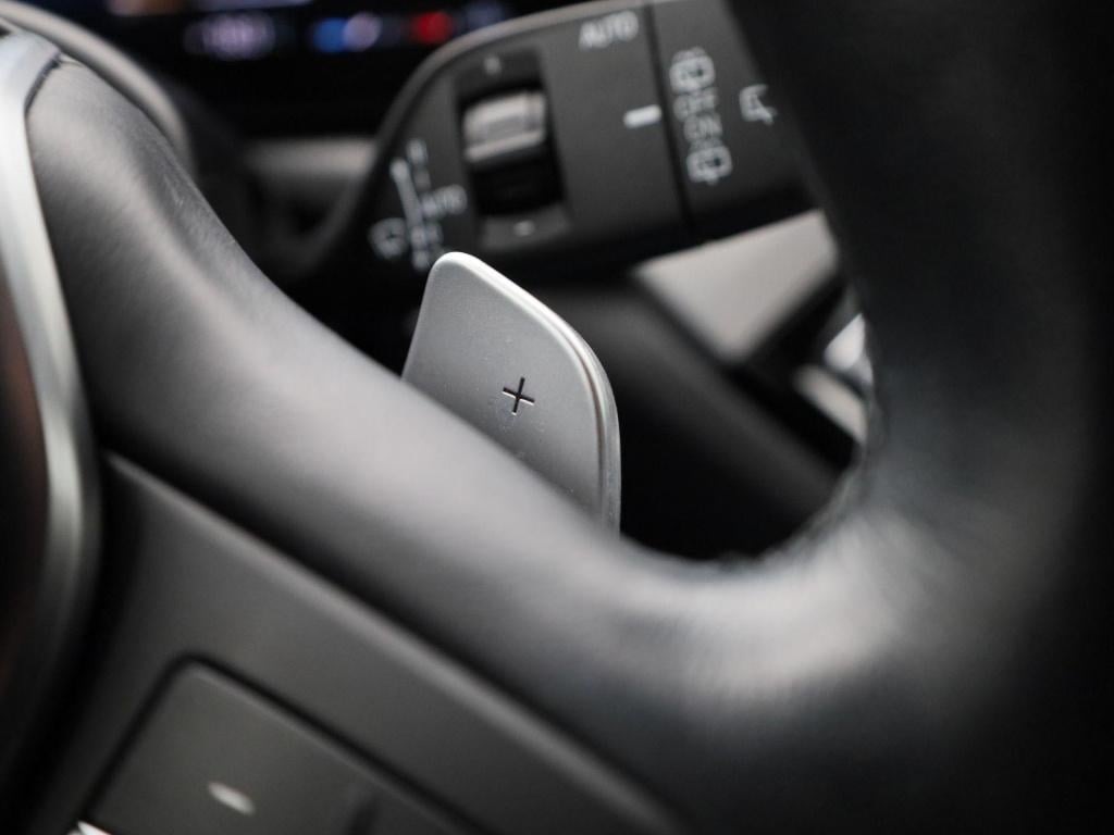 BMW 3-serie touring 318i business edition plus | automaat | wide screen | l