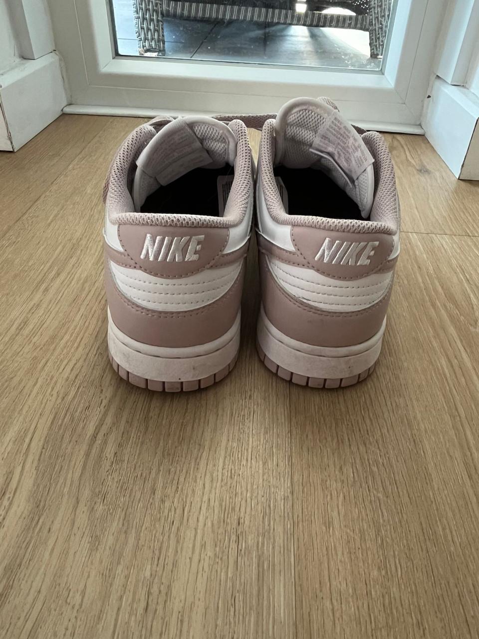 Nike low dunks, maat 38,5