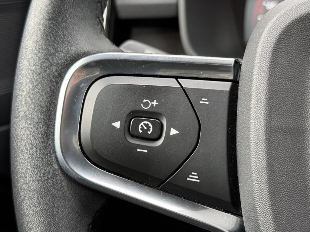 Volvo XC40 t4 211pk recharge plus| adap.cruise| leder| camera| elek.stoelen