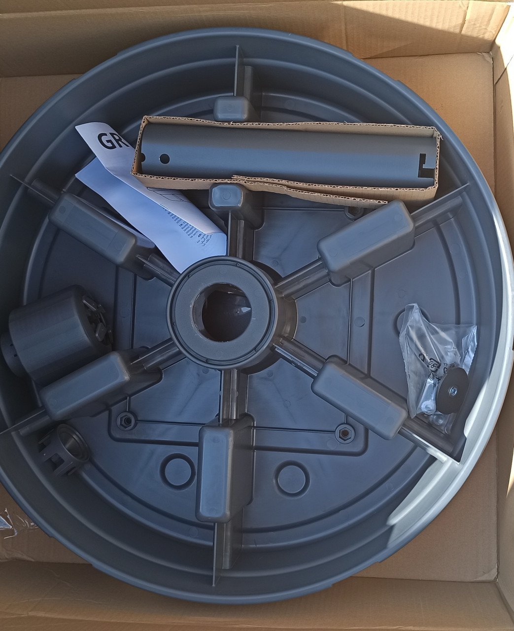 Ikea Gryto vulbare parasolvoet 60cm - 35 kg (zand) - Nieuw