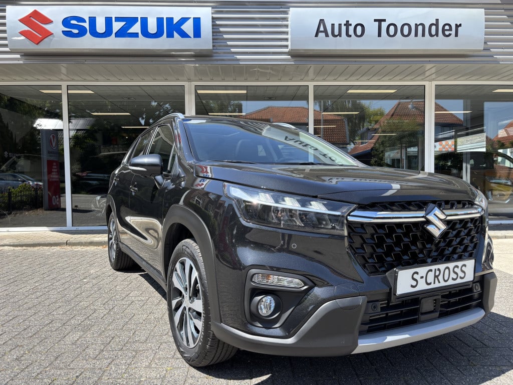Suzuki Sx4 S-cross style 1.4 boosterjet smart hybrid/panoramadak