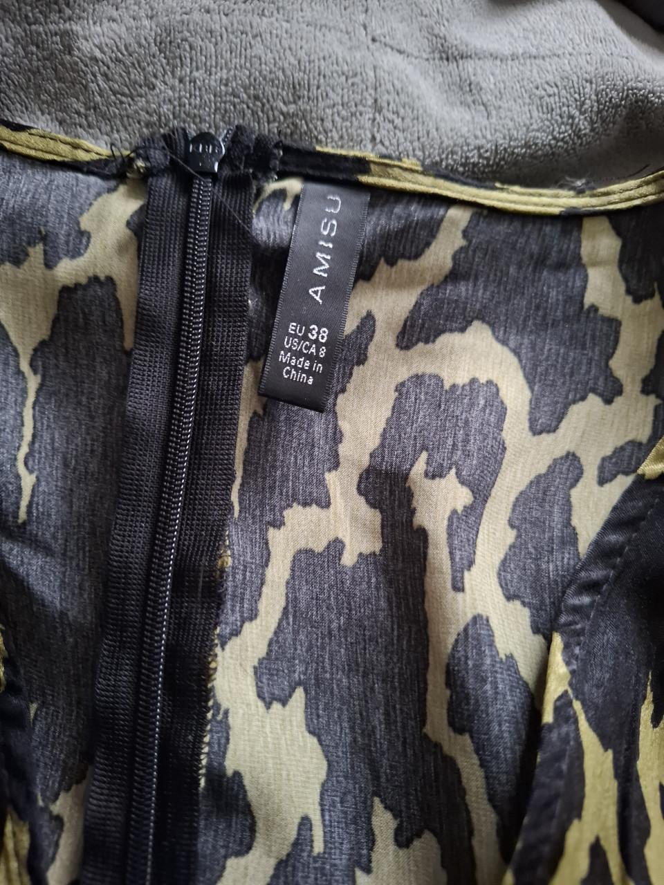 Merkkleding maat s-m/36-38