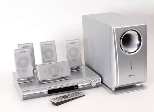 Panasonic SA-HT520 Dolby Surround System: