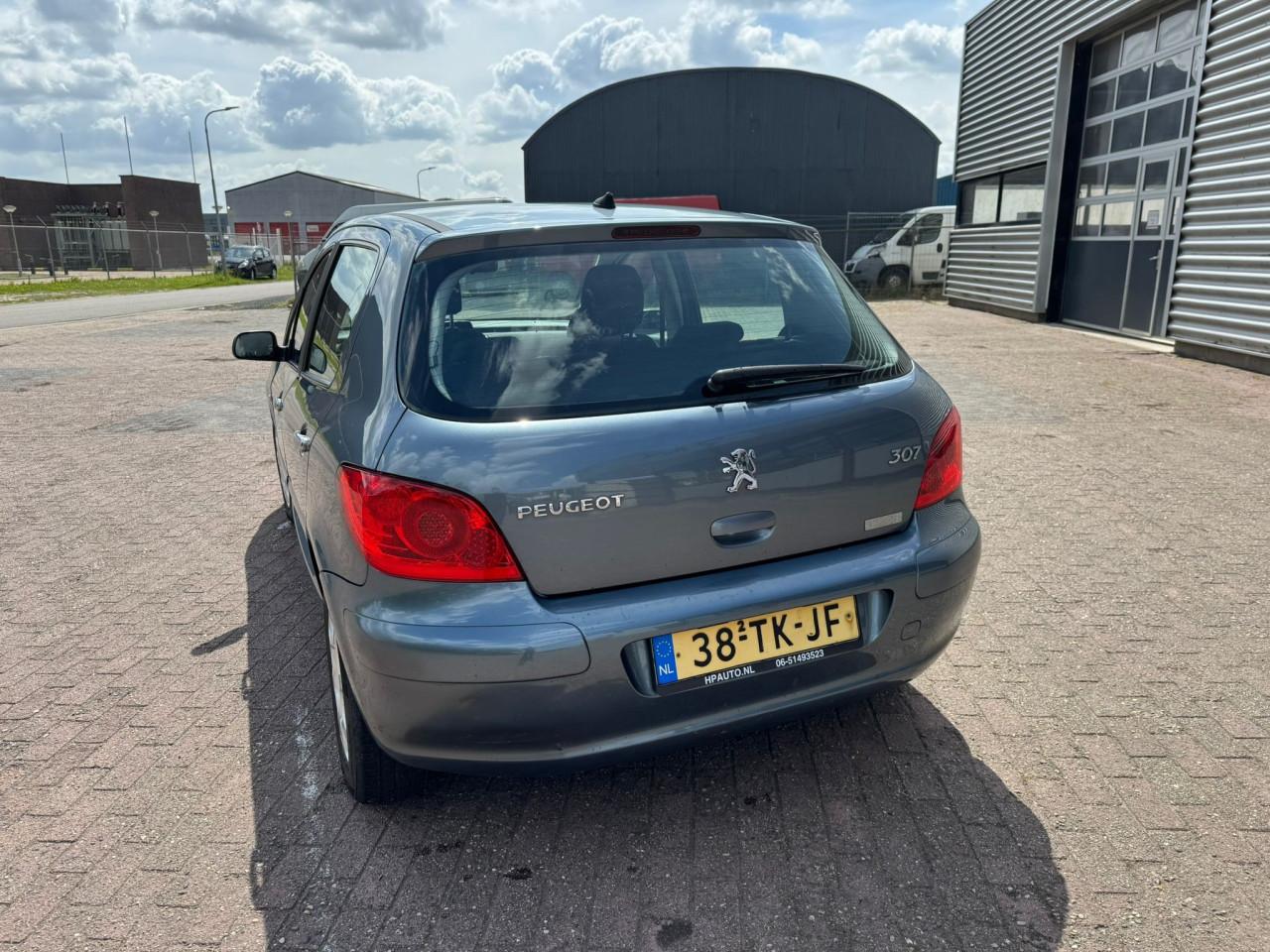 Peugeot 307 bj 2006  1000 euro