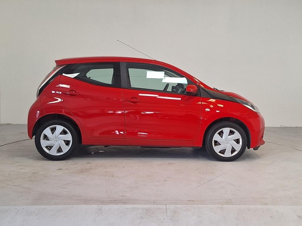 Toyota Aygo 1.0 vvt-i x-play
