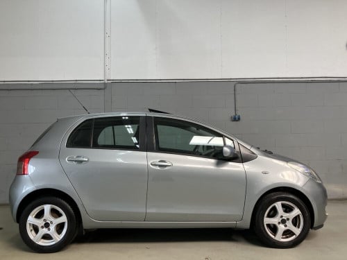 Toyota Yaris 1.3 VVTi Sol
