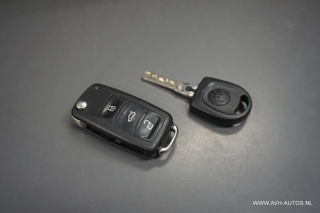 Volkswagen UP! 1.0 up! edition bluemotion