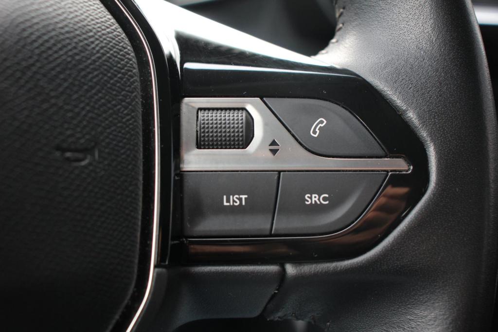 Peugeot 208 1.2 puretech active - navi - carplay - cruise - nap org nederla