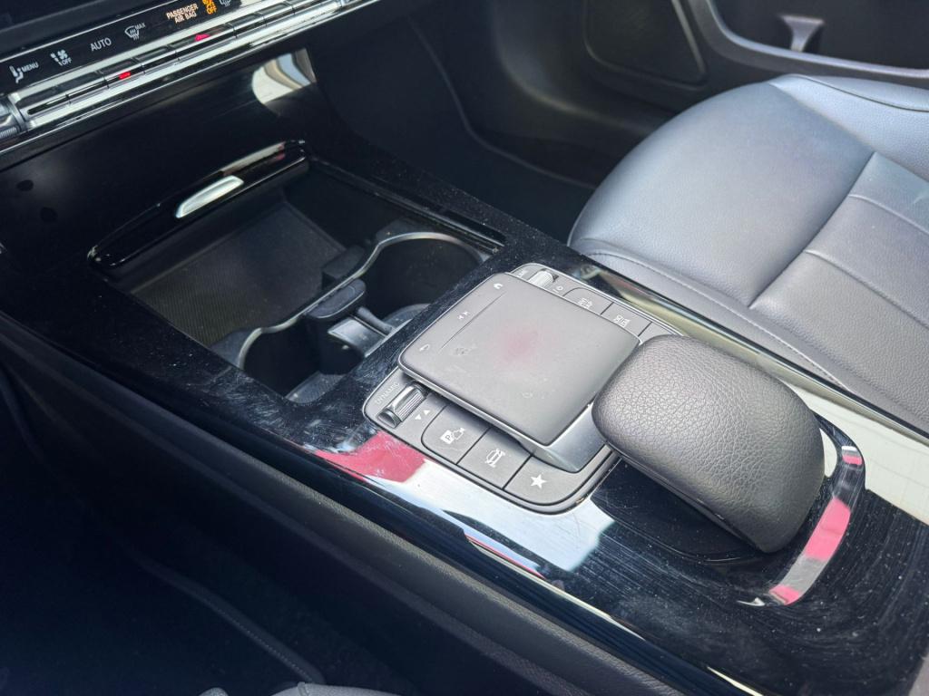 Mercedes-Benz A-Klasse 250 e business solution luxury limited