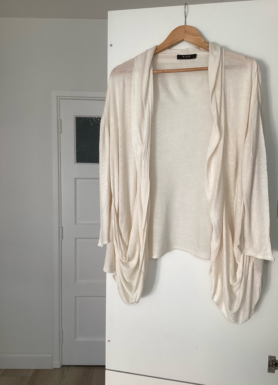 Dun creme kleurig vestje maat xl