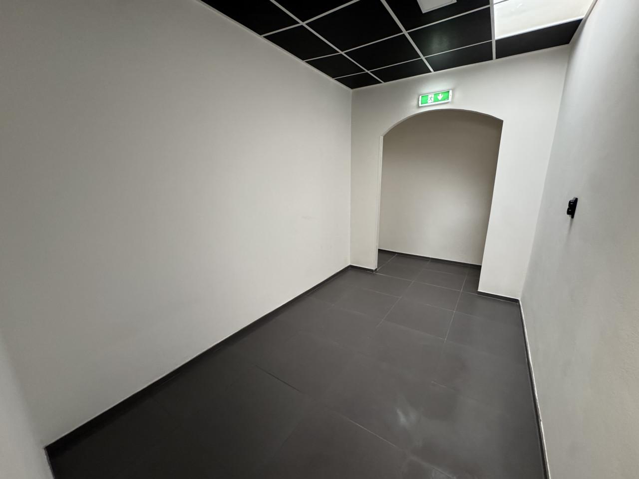 Magazijn-/bedrijfsruimte van 150 m²