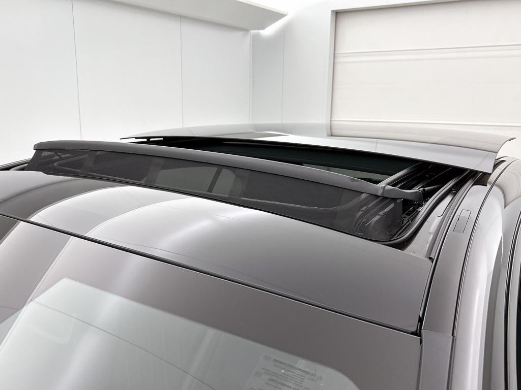 Mercedes-Benz E-Klasse 300 e business solution amg | premium pakket | leder