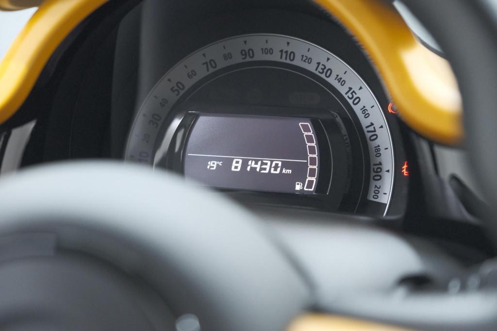 Renault Twingo 1.0 sce intens | premium | apple carplay | parkeersensoren |