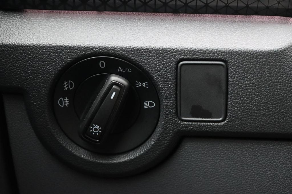 Volkswagen T-cross 1.0 tsi style business r