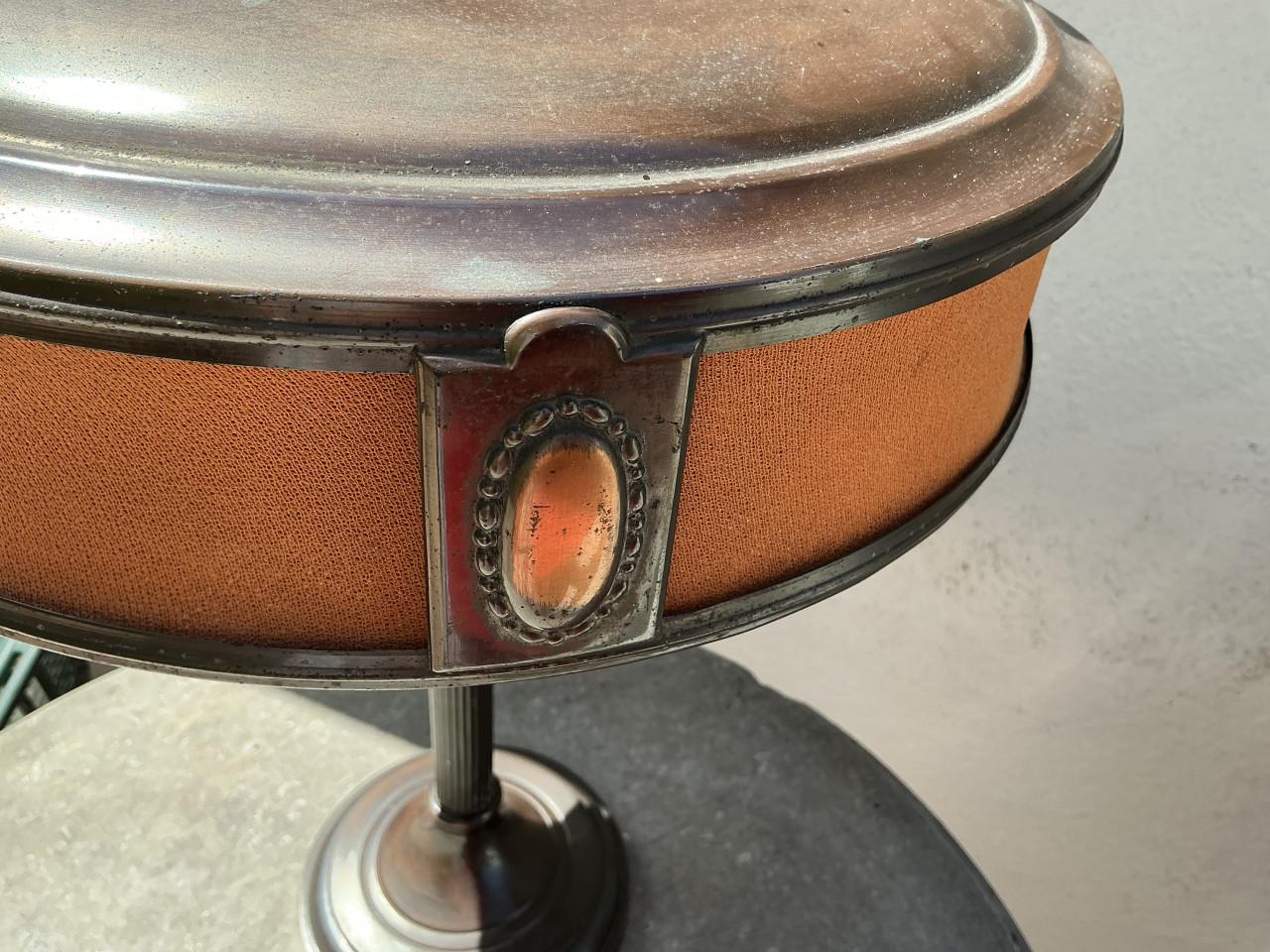 Amsterdamse school/ art deco lamp