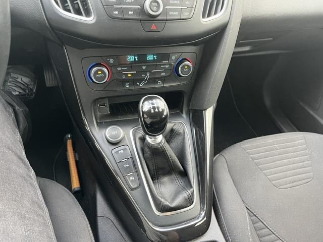 Ford Focus 1.0 titanium edition