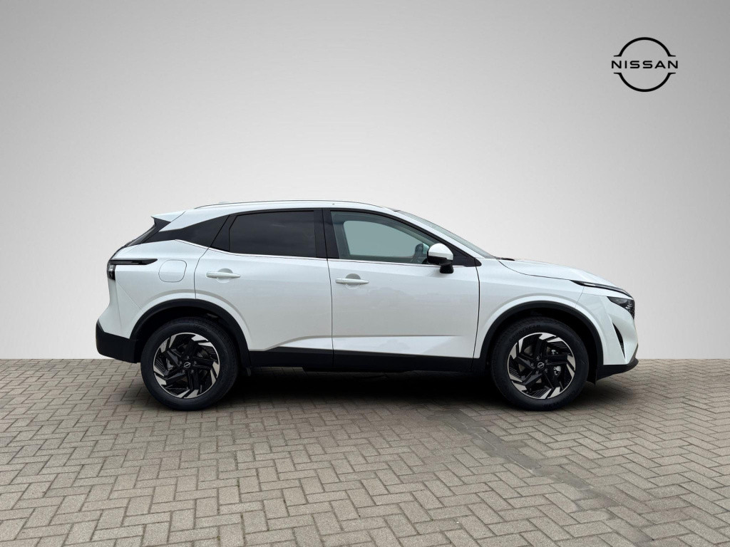 Nissan Qashqai 1.3 mhev n-connecta panoramadak + cold pack