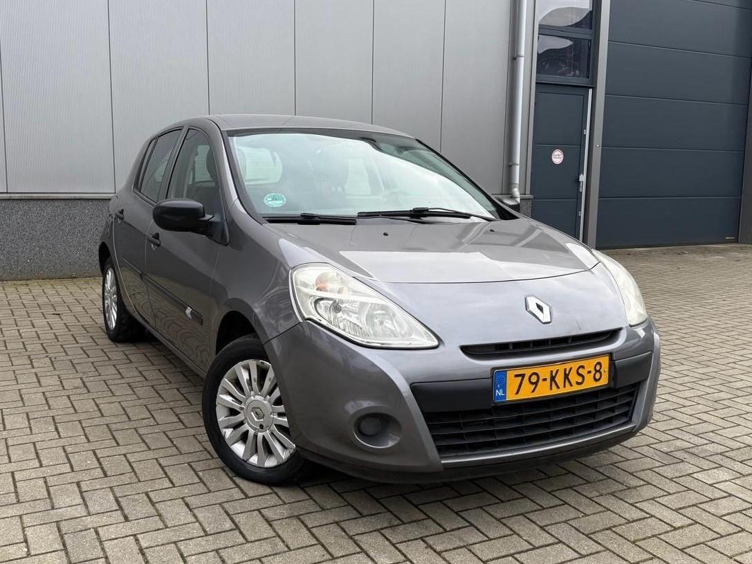 Renault Clio 1.2 Special Line Airco/ Navigatie