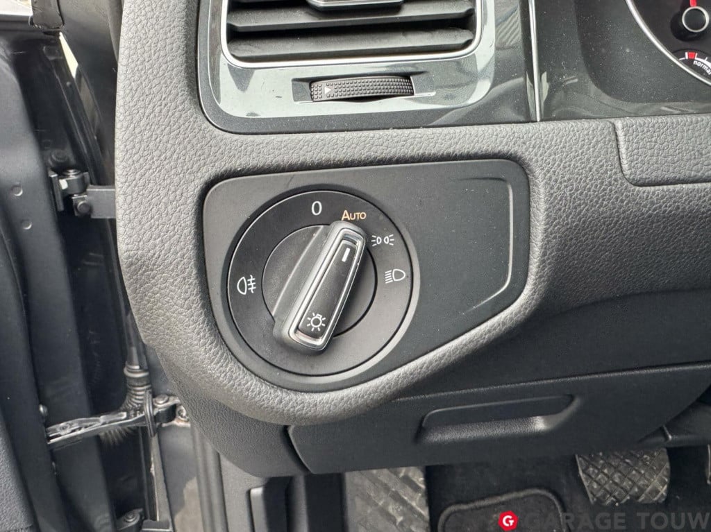 Volkswagen E-golf e-dition 35,8 kwh warmtepomp