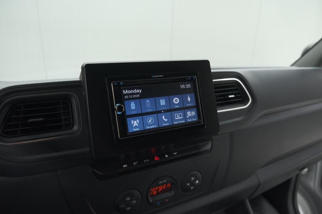 Opel Movano 2.3 turbo l2h2 dc | trekhaak | camera | navigatie | climate con