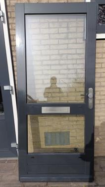 Te koop voordeur