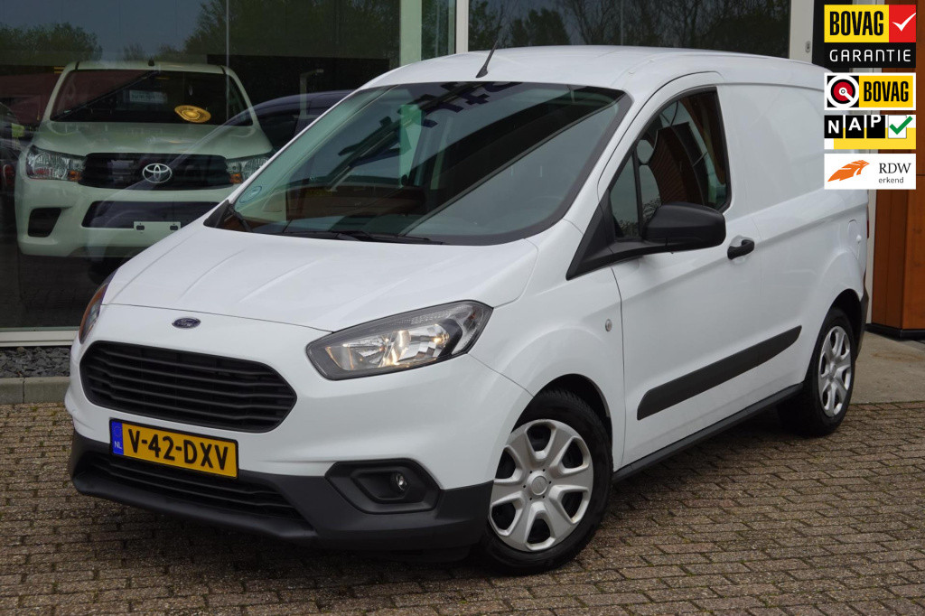 Ford Transit Courier 2022 ford transit courier gesloten bestelwagen trend, 