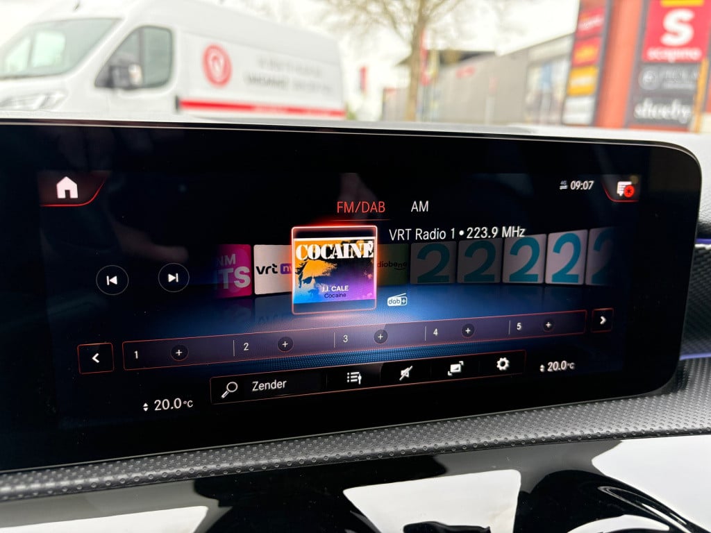Mercedes-Benz A-Klasse 250 e business solution luxury limited