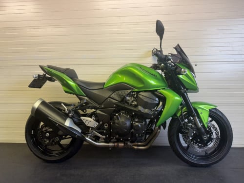 Jonge Kawasaki Z750R ABS! Slechts 11.000km bj 2014!