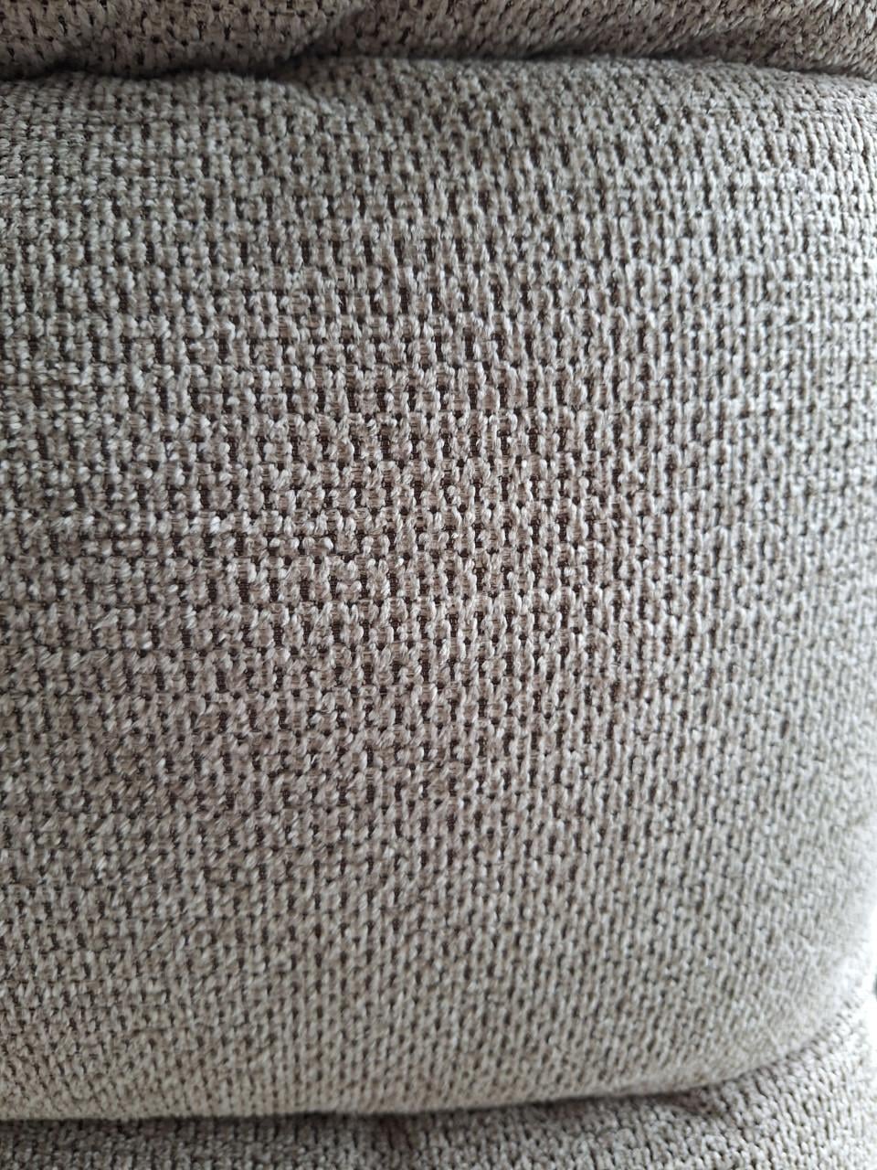 Fauteuil met hocker