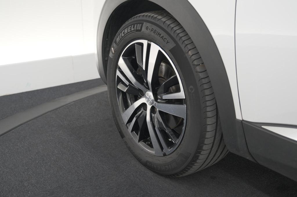 Peugeot 5008 puretech 130 eat8 gt-line | schuif-/kanteldak | trekhaak | ele