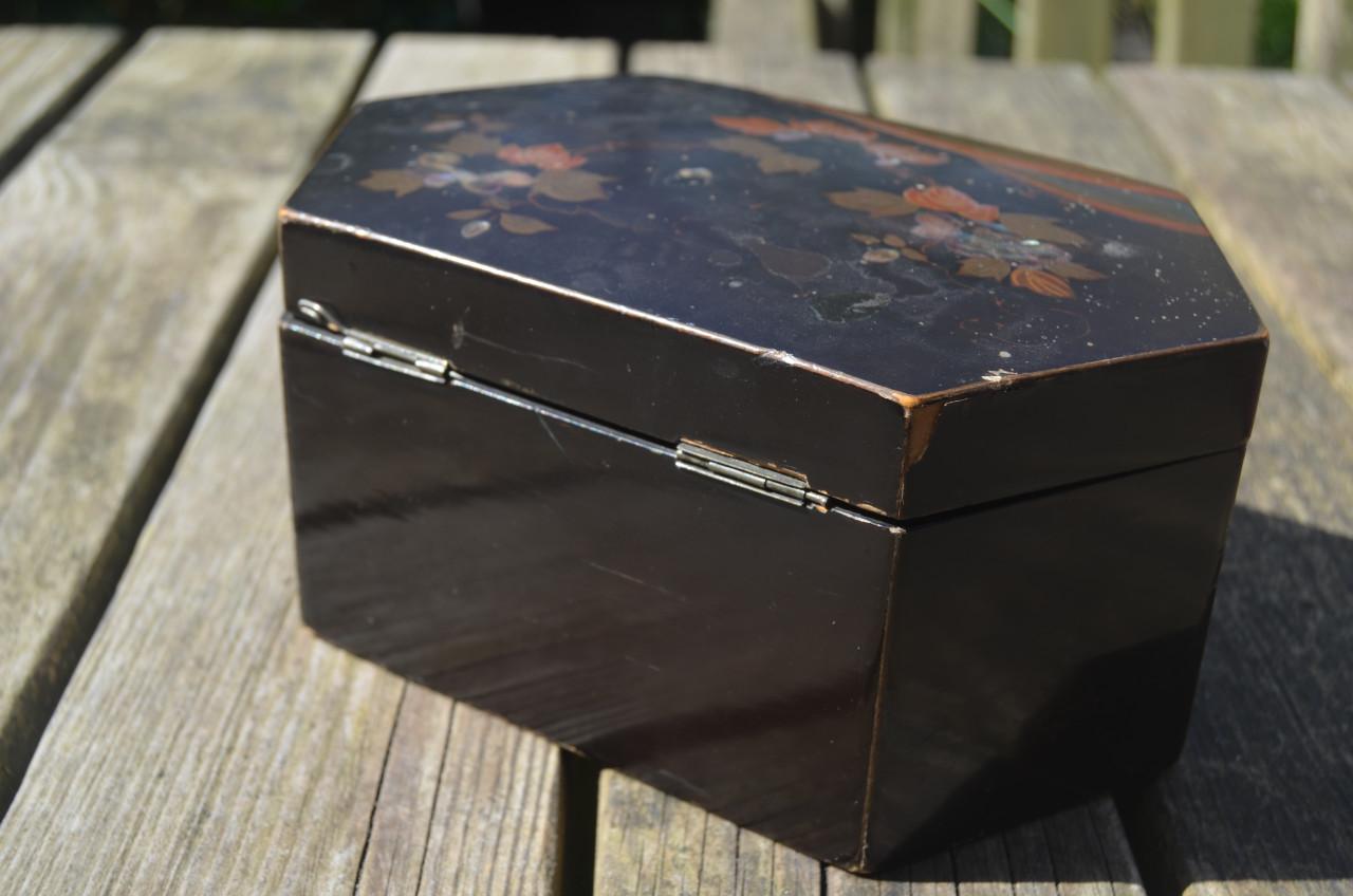 Laque doos zeshoekig