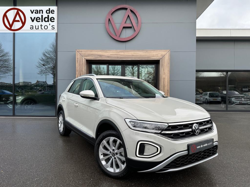 Volkswagen T-roc 1.5 tsi 150pk dsg style carplay | camera | keyless | elek.
