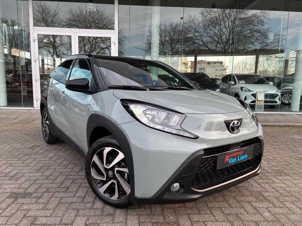 Toyota Aygo x 1.0 vvt-i mt 72pk pulse|bi tone stoelverwarming|carplay|camer
