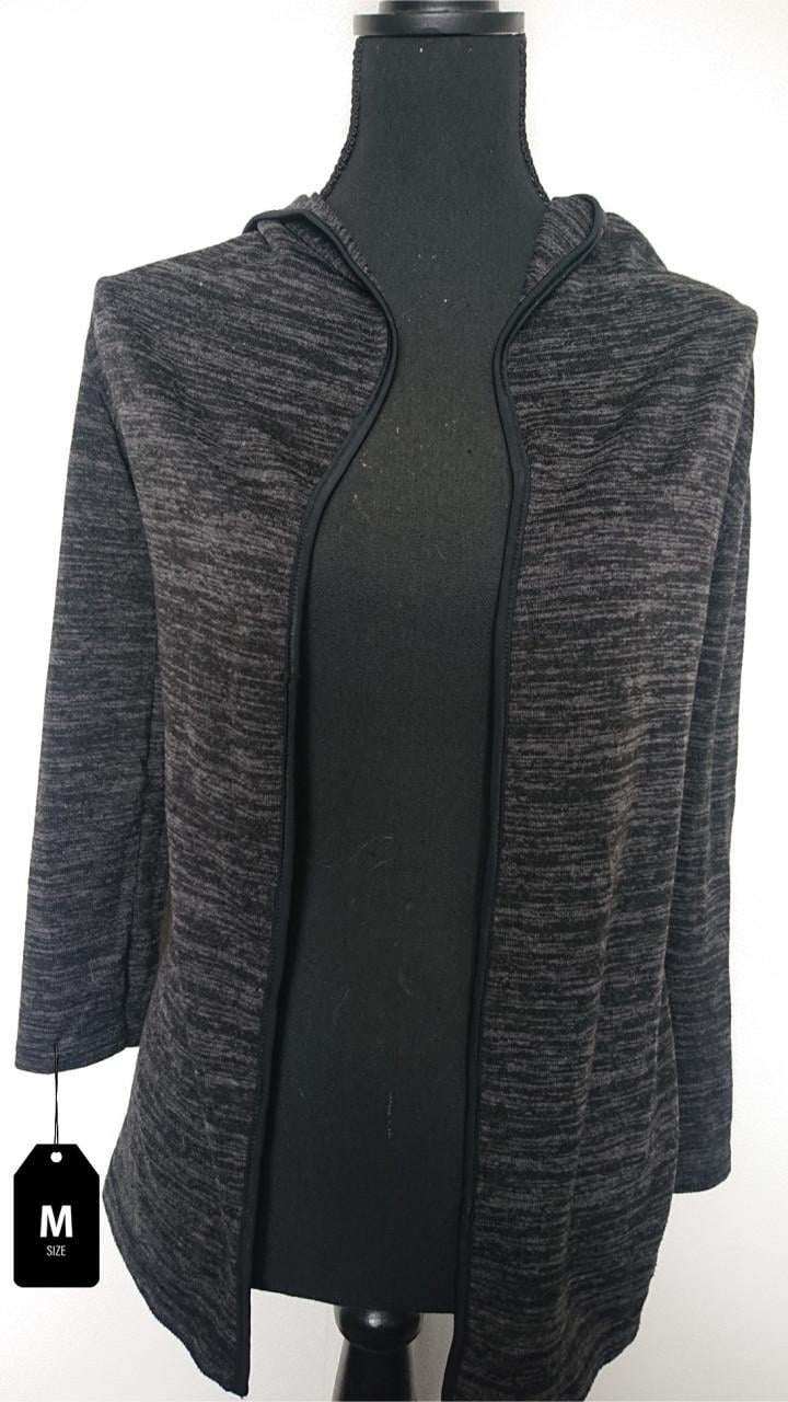 Pakket dameskleding 18 stuks maat M/L