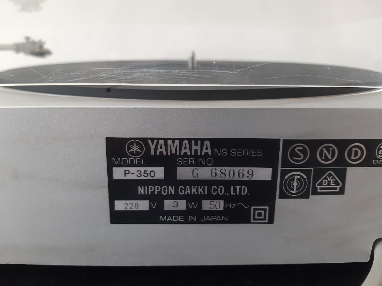 Yamaha P-350 platenspeler